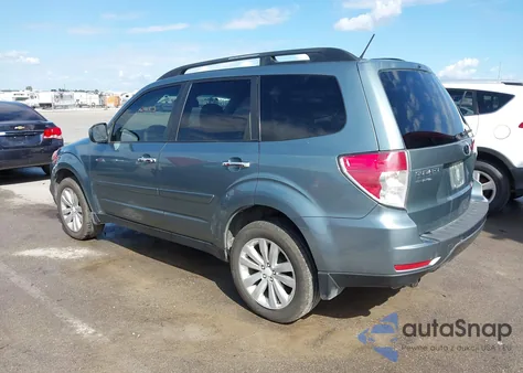 2012 Subaru Forester 2.5X Premium z USA, uszkodzony, nr VIN JF2SHBDC6CH443858